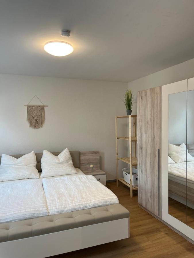 Apartment Horst - Gemuetliche Und Moderne Ferienwohnung In Der Innenstadt بازهفالك المظهر الخارجي الصورة