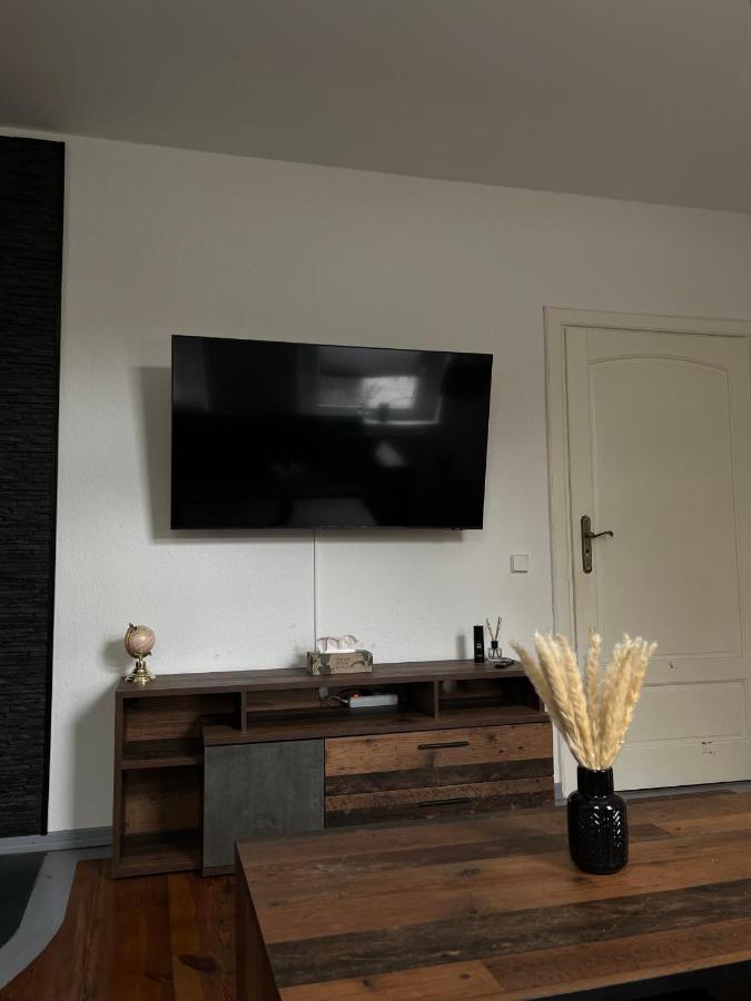 Apartment Horst - Gemuetliche Und Moderne Ferienwohnung In Der Innenstadt بازهفالك المظهر الخارجي الصورة