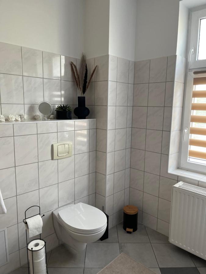 Apartment Horst - Gemuetliche Und Moderne Ferienwohnung In Der Innenstadt بازهفالك المظهر الخارجي الصورة