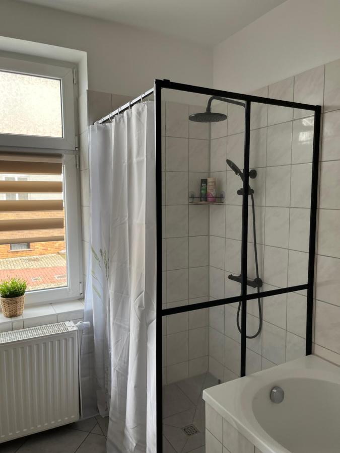 Apartment Horst - Gemuetliche Und Moderne Ferienwohnung In Der Innenstadt بازهفالك المظهر الخارجي الصورة